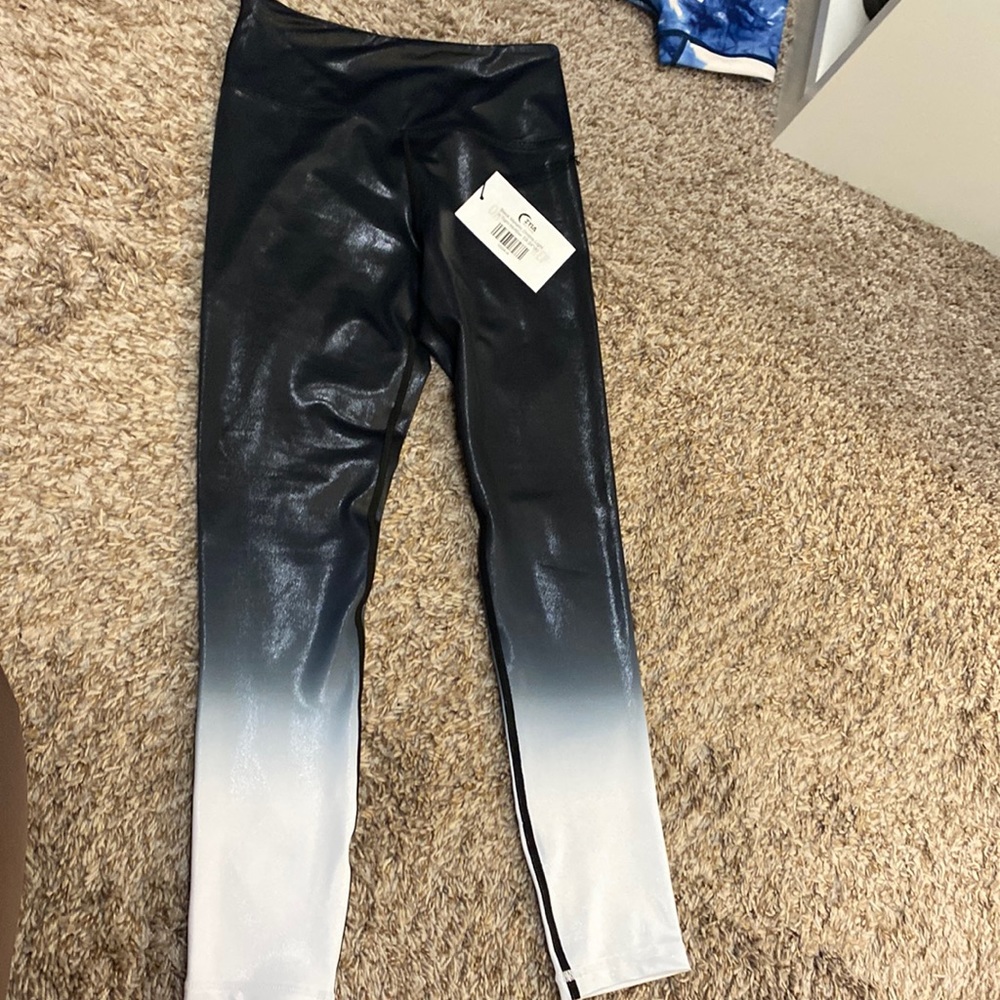 Zyia leggings Black Metallic Ombré Light n Tight High-rose 7/8 24 inch size 4